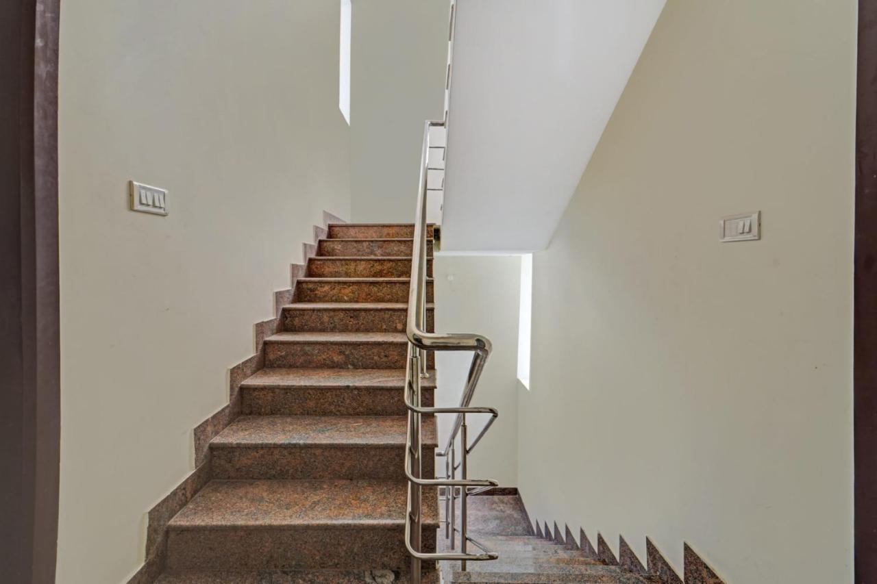 Super Hotel O Grand Residency Gūduvāncheri Dış mekan fotoğraf